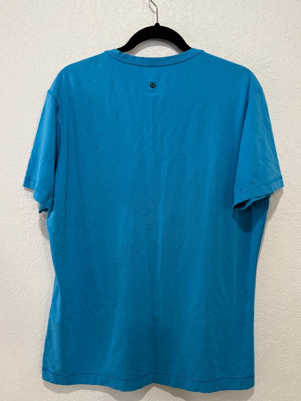 Lululemon Men's Performance T-Shirt - Blue